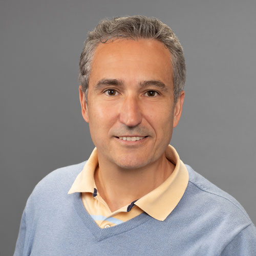 Pol  Antràs