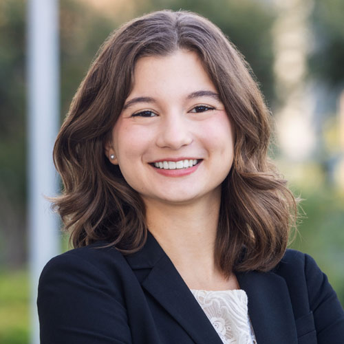 Lillian  Derr