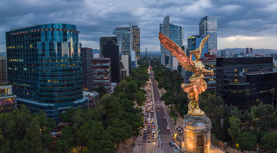 Mexico's economic momentum continues; outlook improves 