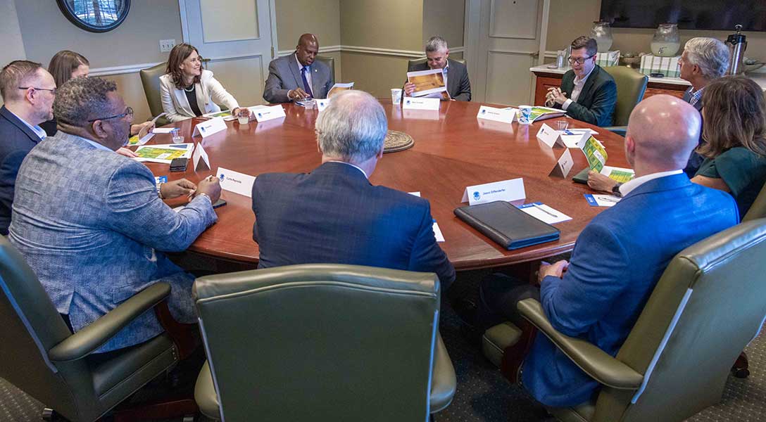 President Logan and her team meet with the Baylor University President’s Council.