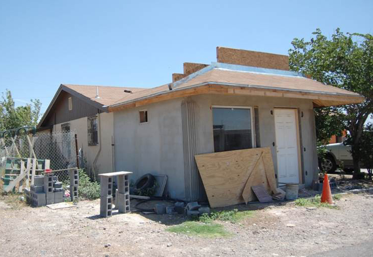Since traditional loans may be difficult to obtain, residents often build their homes in stages, adding as their budgets allow.
