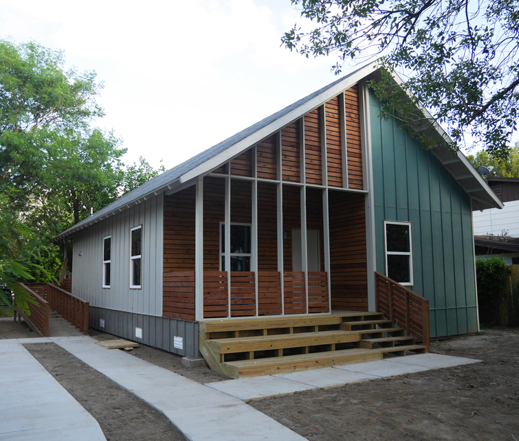 An Expanded RAPIDO home. Photo credit: bcWORKSHOP.